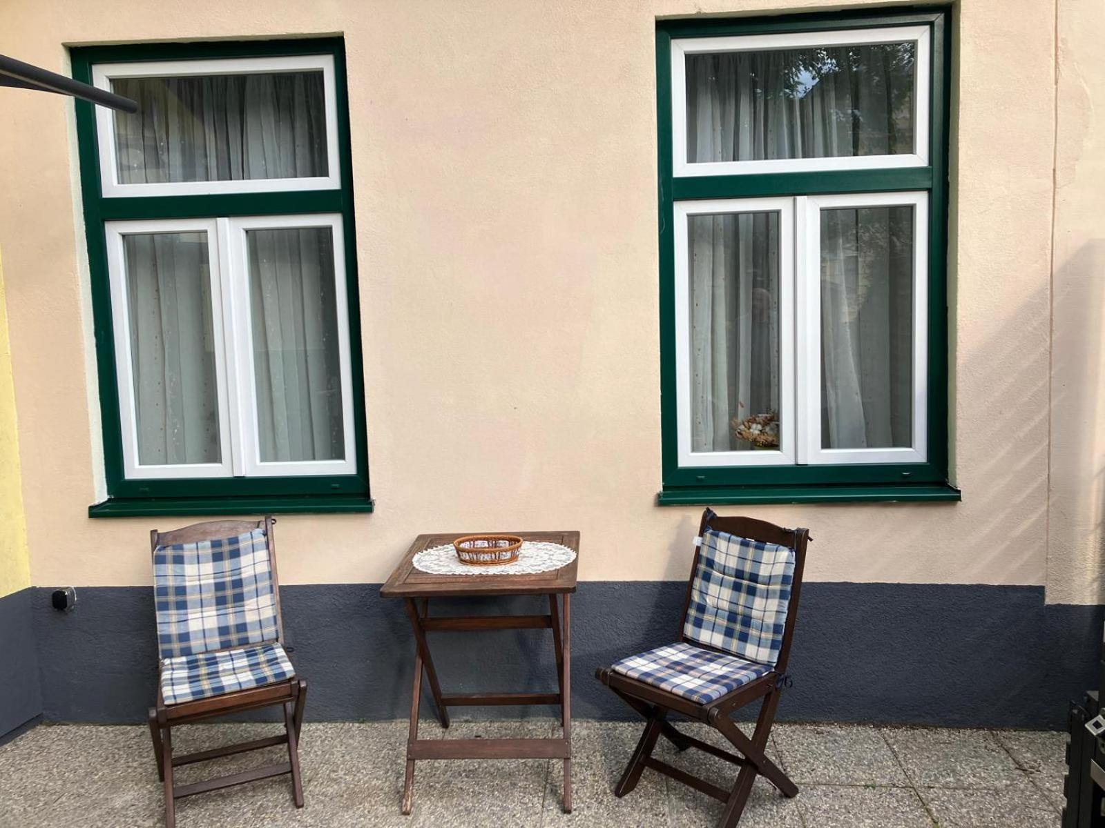 Schoene Wohnung Im Helenental Baden Kültér fotó
